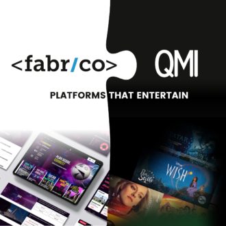 Loghi di Fabrico e QMI uniti da un puzzle, con immagini di piattaforme e film.